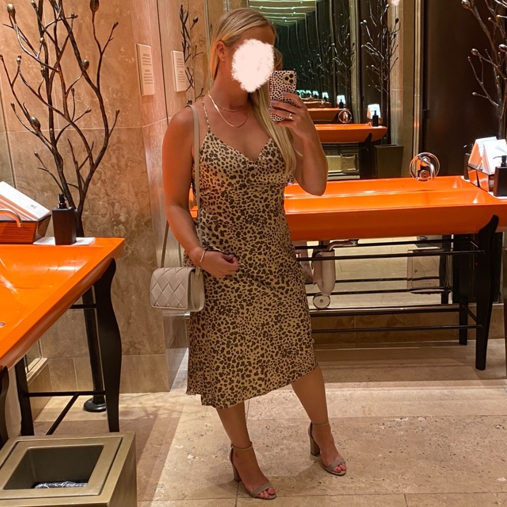 Abercrombie & Fitch Silk Cheetah Print Midi Slip Dress w Side Slit Size Medium